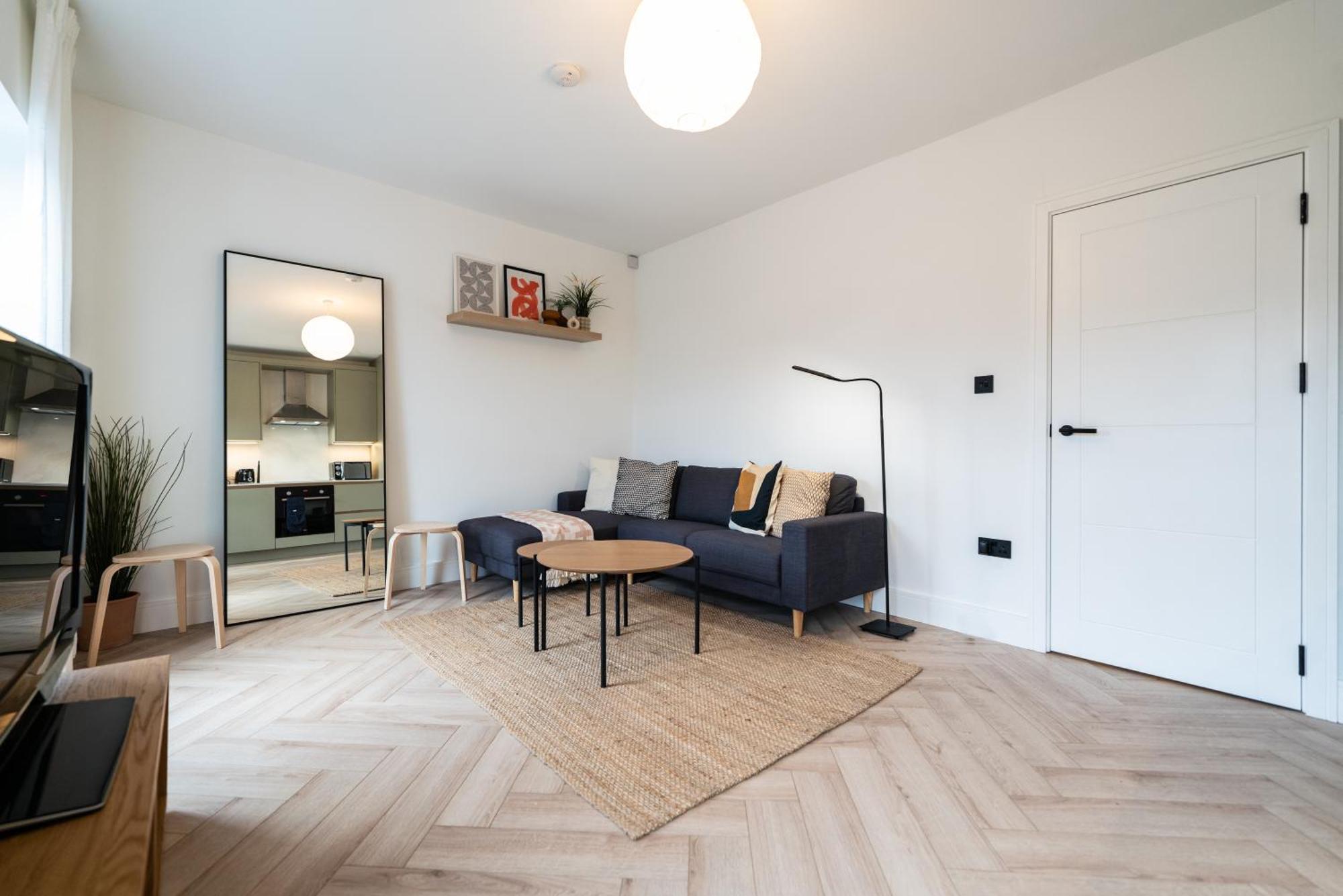 The Battersea Place - Charming 4bdr Flat Apartment *