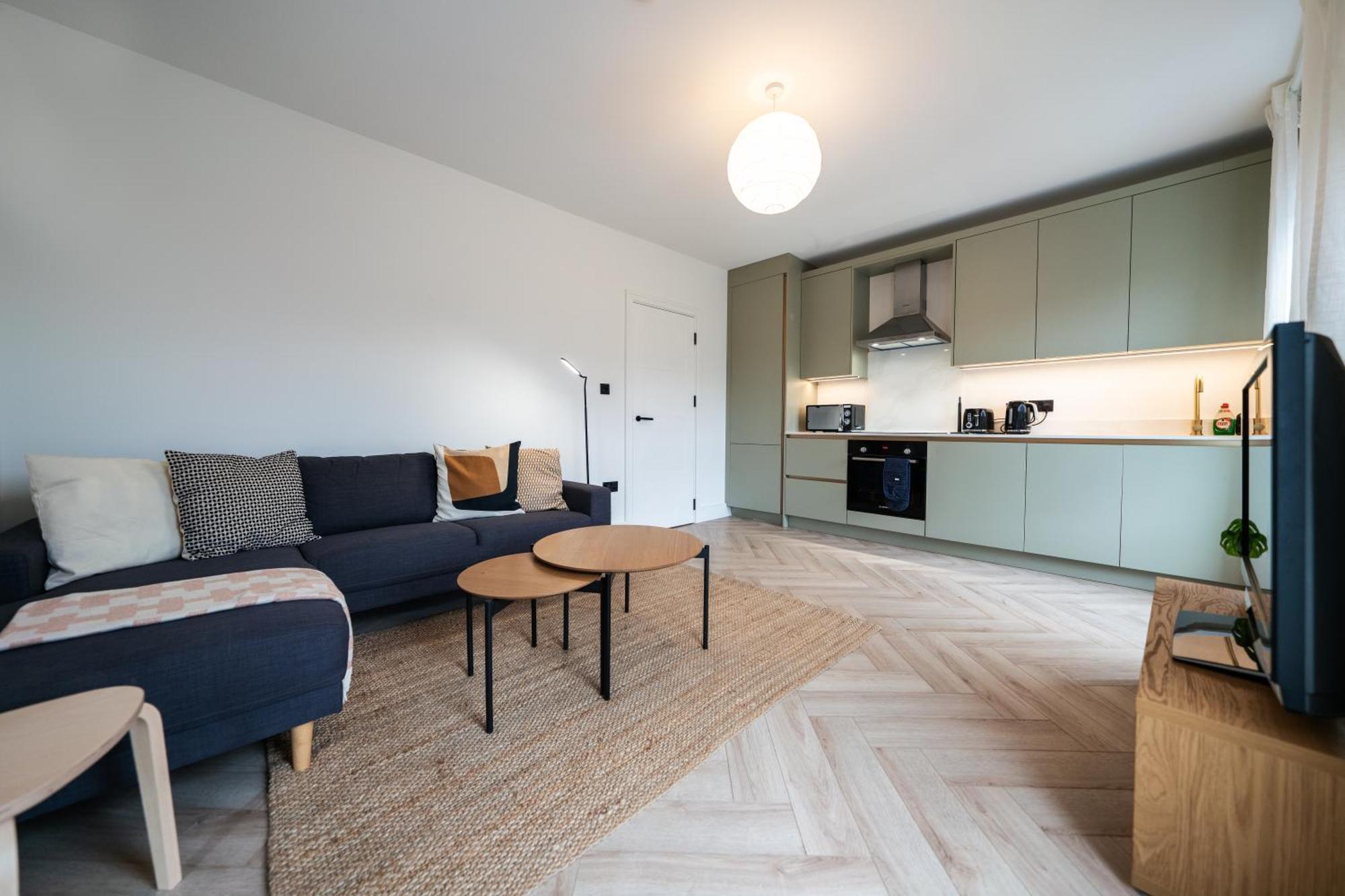 The Battersea Place - Charming 4bdr Flat Apartment *